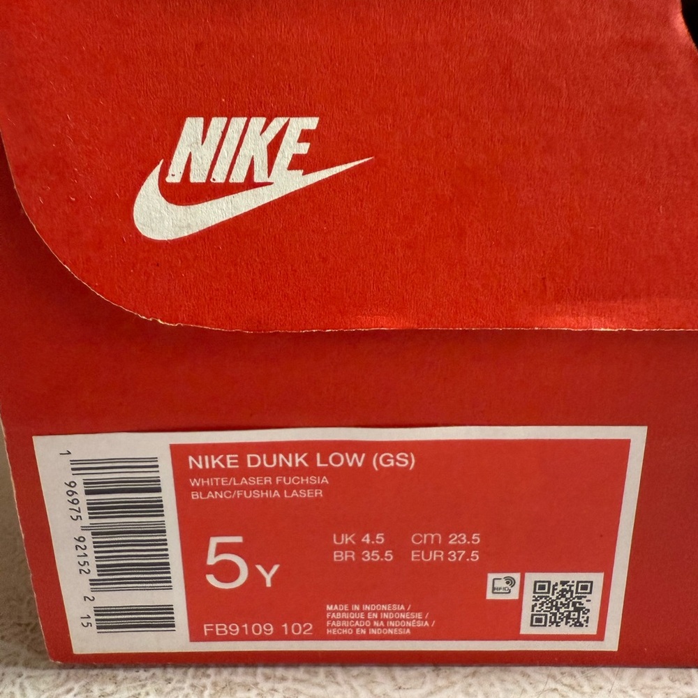 Nike Dunk Low GS White Laser Fuchsia Youth 5Y Women 6.5 NWT - Picture 7 of 10